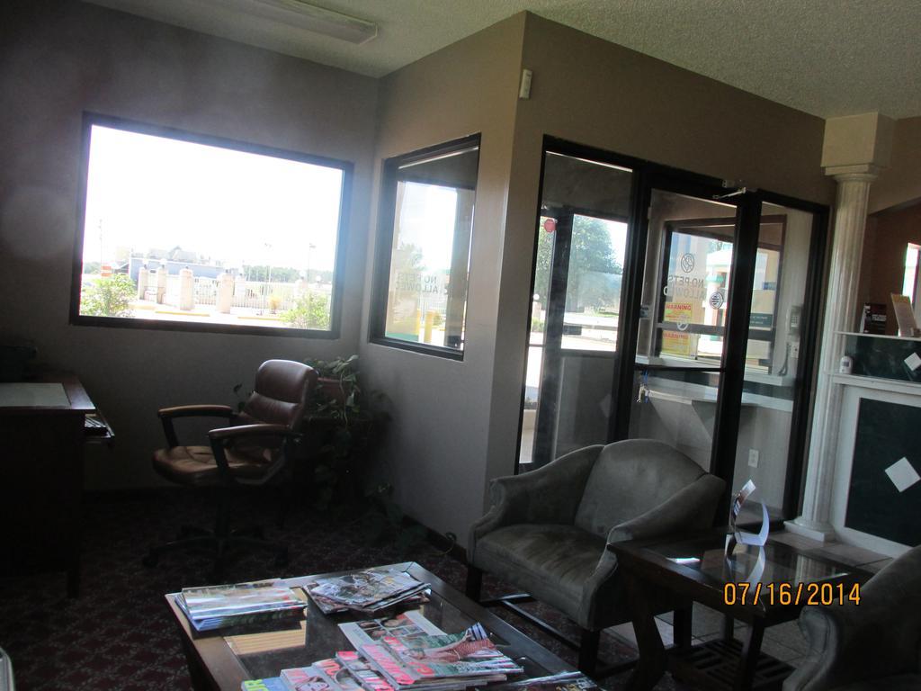 Americas Best Value Inn Byram Экстерьер фото